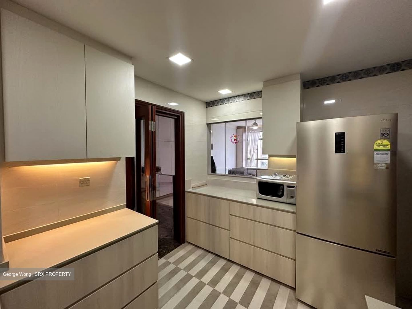 The Sterling (D21), Condominium #577085551